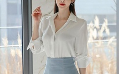 有力缓慢而坚定的进入happy